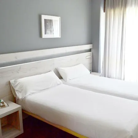 Alda Puerta Coruna Ла-Корунья